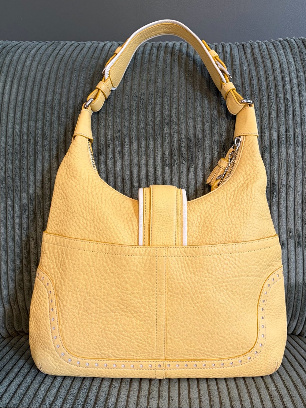 Coach Vintage Y2K Pebbled Leather SoHo Shoulder Bag in Butter Yellow 5054 - Picture 5 of 11
